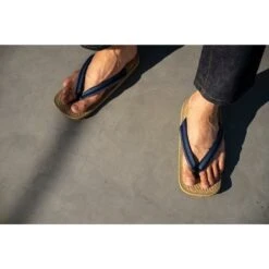Zori Sandals - Hanao Shijira -Nippon Life Market 6 min b5f1abc8 8ab9 4b1d 9bf0 b0d4adffb69d