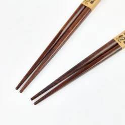 Duo Japanese Wooden Chopsticks -Nippon Life Market duo baguettes japonaises bois 293