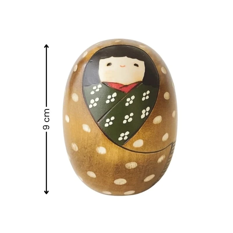Japanese Kokeshi Doll - Fuyu 4 Japanese Kokeshi Doll - Fuyu - Image 4