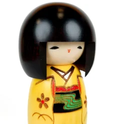 Yellow Kokeshi Doll -Nippon Life Market poupee kokeshi jaune 366