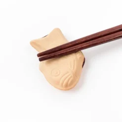 Japanese Chopstick Rest - Taiyaki 7 Japanese Chopstick Rest - Taiyaki -Nippon Life Market repose baguettes japonais taiyaki 368